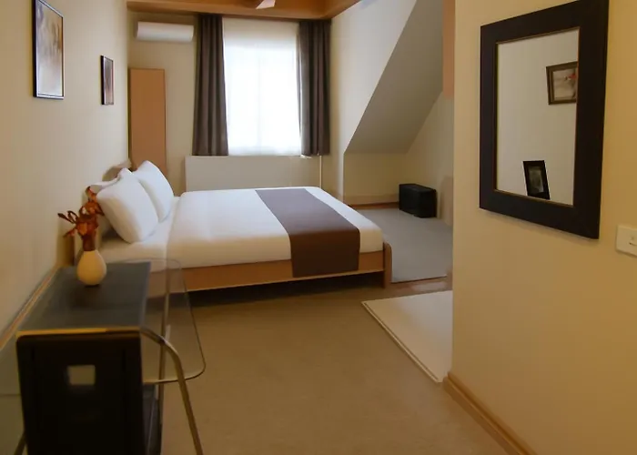 Topcider 2* Belgrade